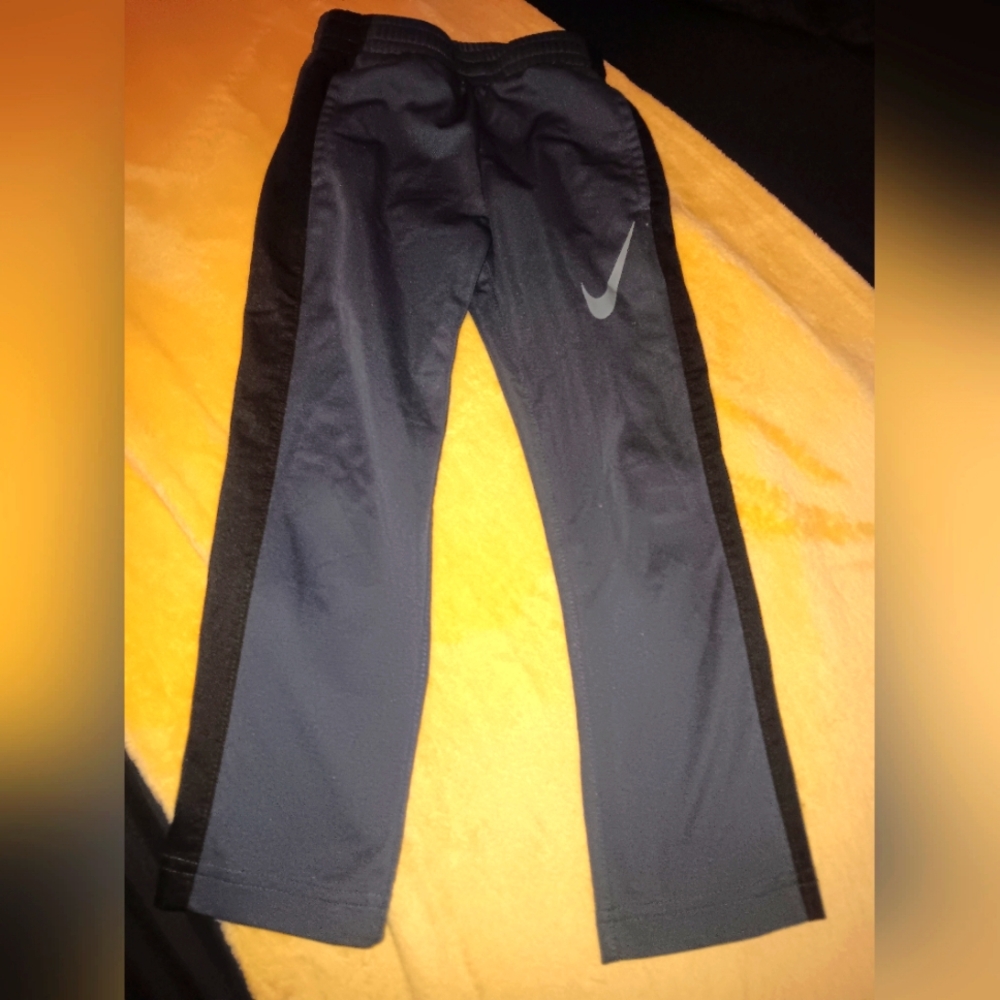 Boys size xsmall 4, Nike athletic pants
